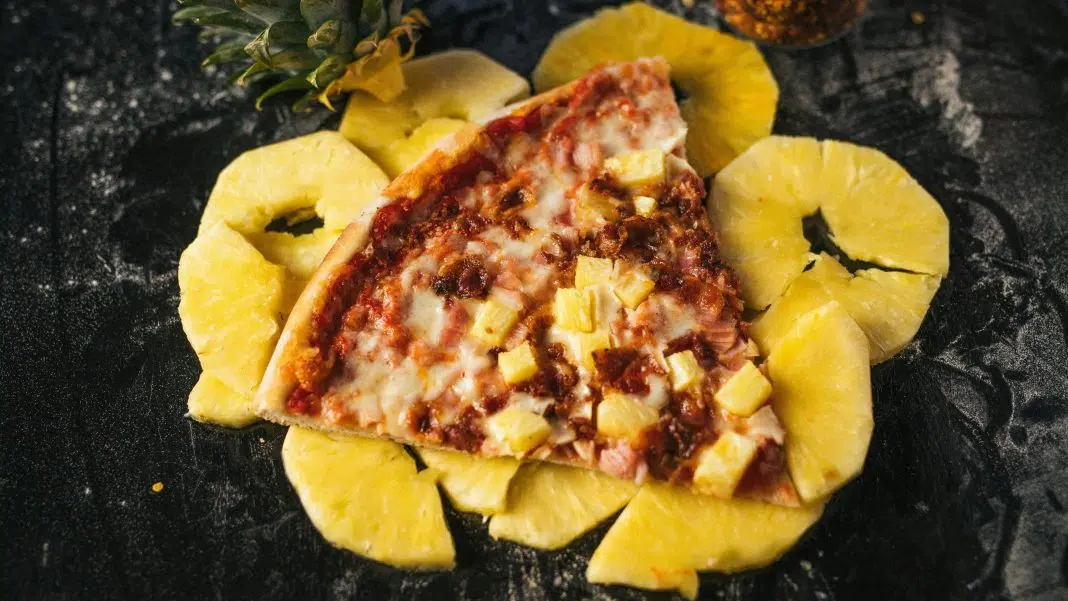 O pizzerie britanică cere 120 de dolari pentru ananas pe pizza