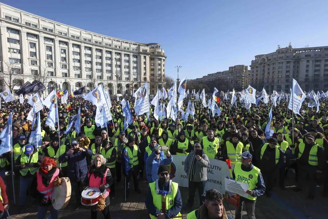 Protest organizat de Sindicatul Naţional al Poliţiştilor şi al Personalului Contractual în Bucuresti Inquam Photos / George Călin