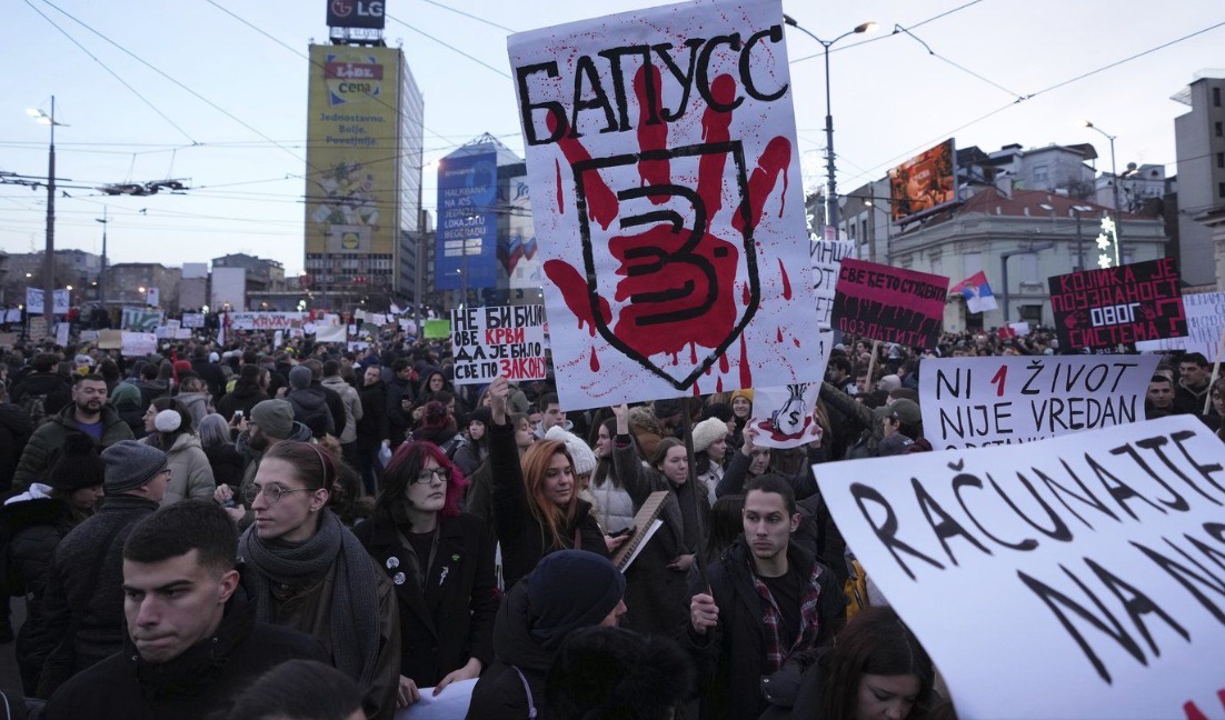 proteste violente Serbia răniți,proteste violente,Serbia,răniți