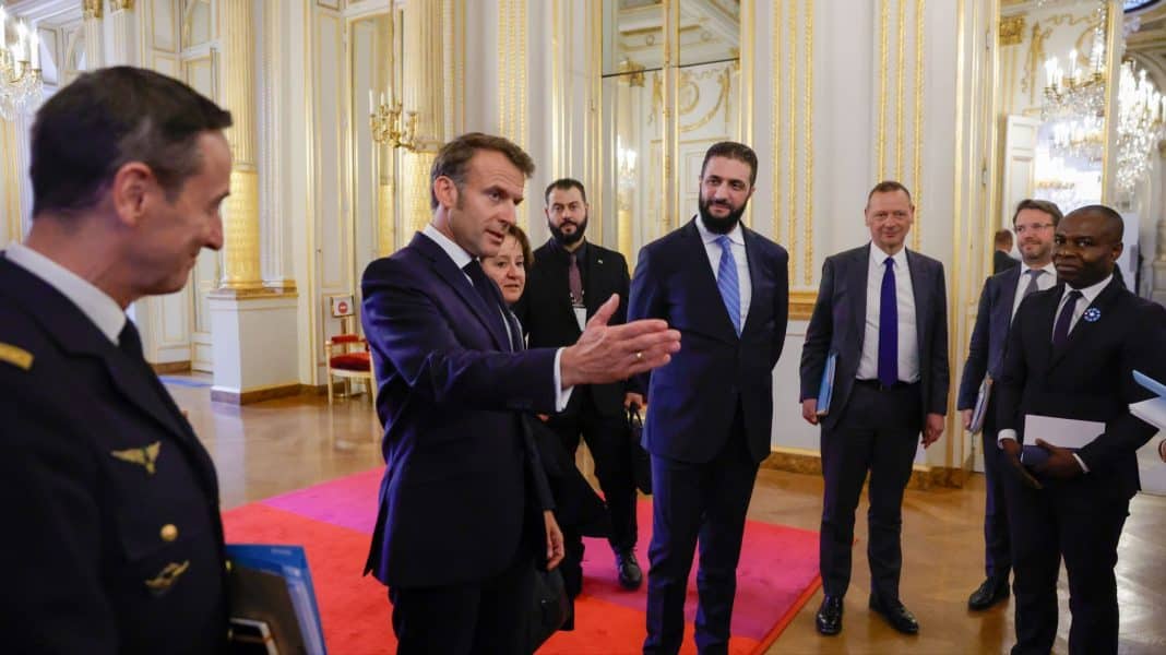 Macron Siria lovituri israeliene