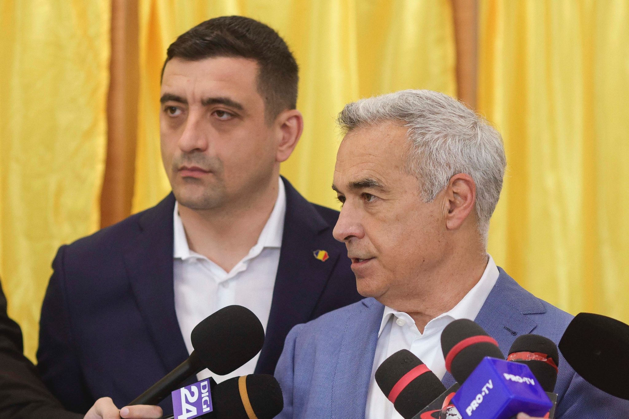 Inquam Photos / Octav Ganea/ George Simion și Călin Georgescu votează în Mogosoaia, Ilfov, 4 mai 2025