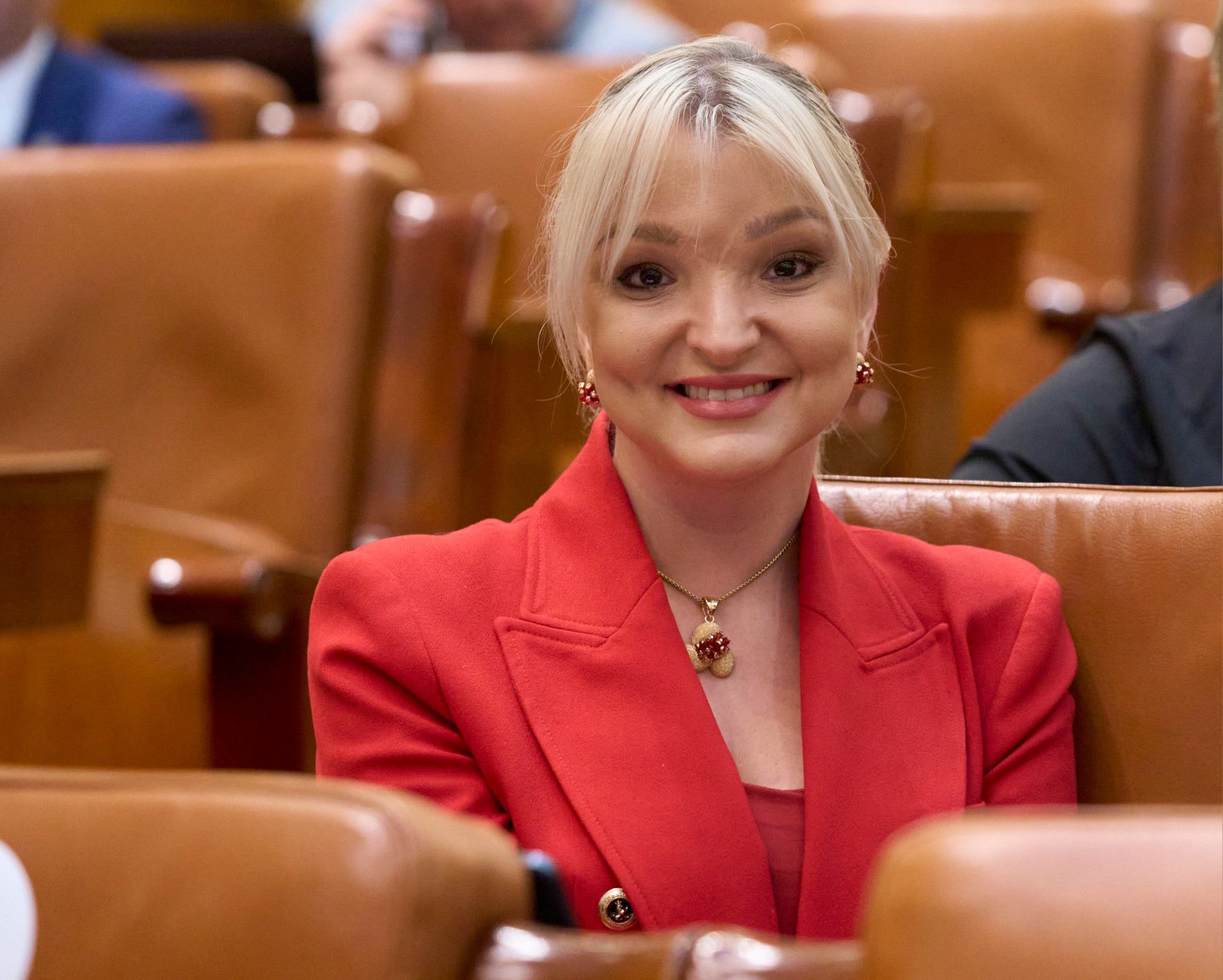 lidia vadim tudor deputat aur