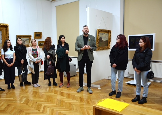 dr. vlad babenco în tur ghidat la muzeul de artă brașov